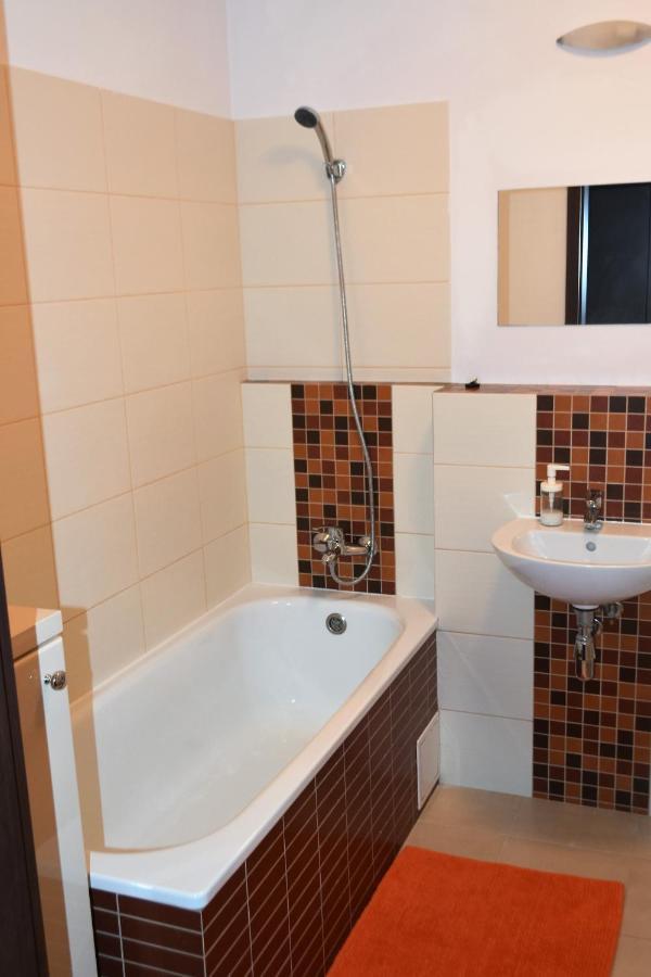 Apartament Ken49 Appartement Warschau Buitenkant foto
